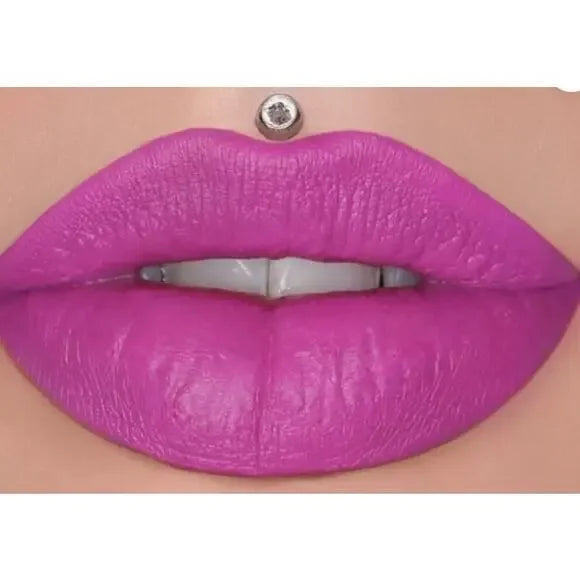 VELVET TRAP JEFFREE STAR LABIAL ATERCIOPELADO