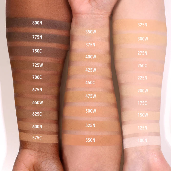 Complete Wear Powder Foundation Moira