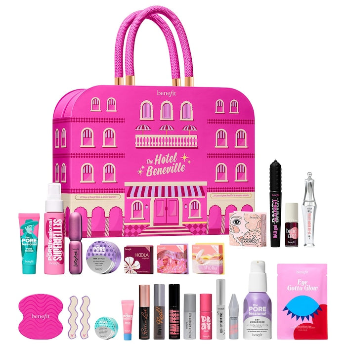 PREVENTA!! Calendario de Adviento de Maquillaje de 24 días de Benefit Cosmetics: El Hotel Beneville