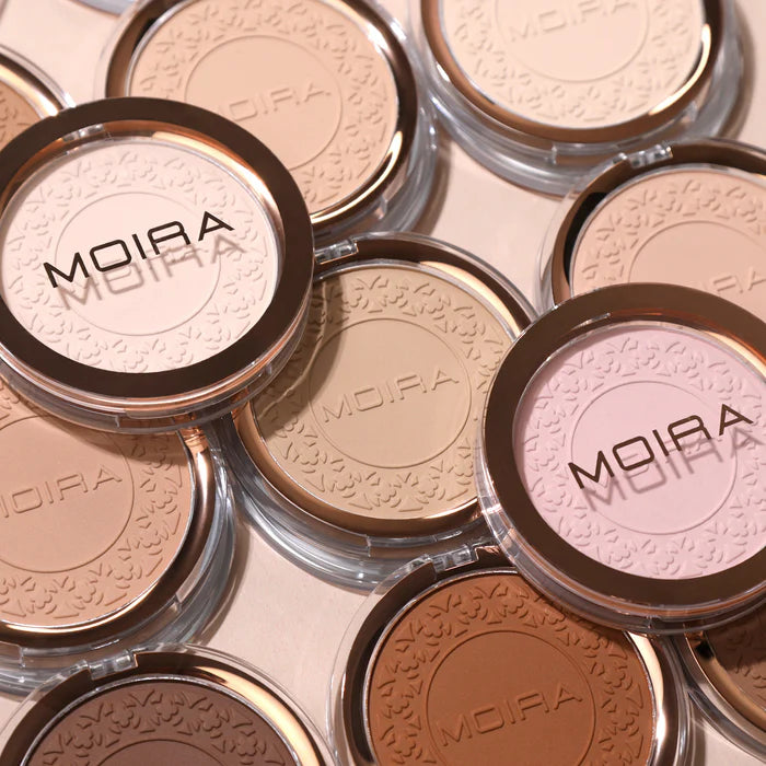 Soft Focus Waterproof Setting Powder Moira