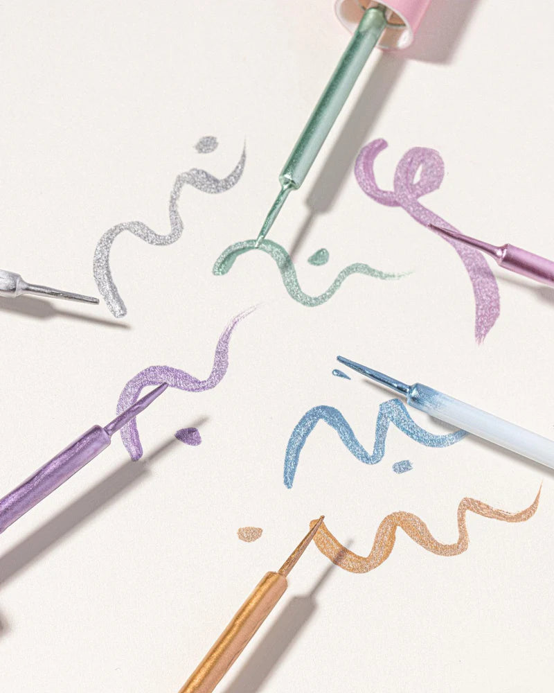 Metal-Iced Metallic Liner Beauty Creations